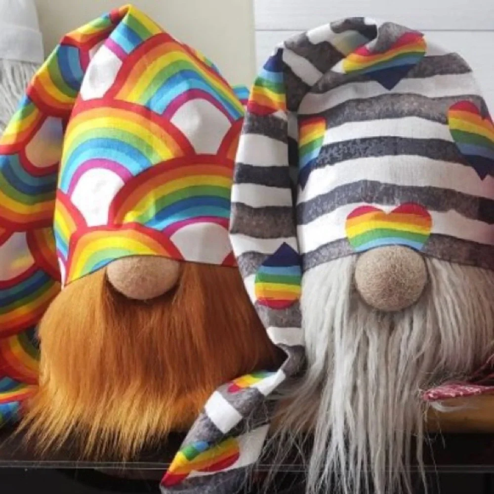 Love wins! Rainbow / Pride Gnome LGBT+ - Picture 1 of 2